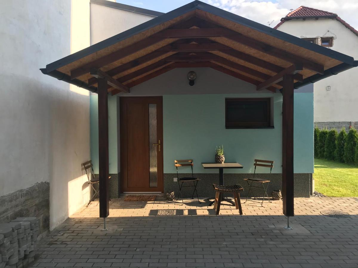 U Cepicku Lägenhet Nymburk Exteriör bild